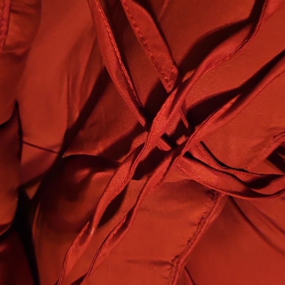 EUC Pier One Super Fluffy Tufted Bold Red Chair Cushions Set Of 5 - Picture 4 of 4